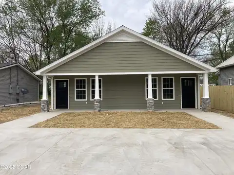 412 A & B Maple Street, Neosho, MO 64850