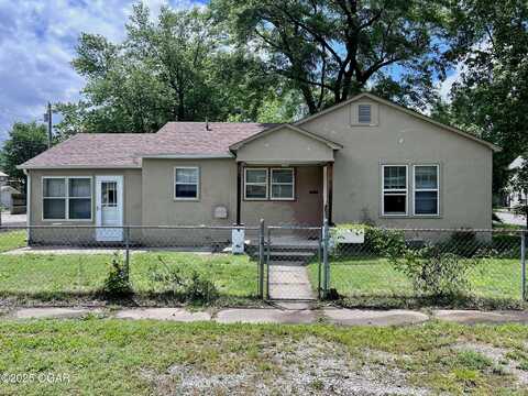 220 N Kentucky Street, Carterville, MO 64835