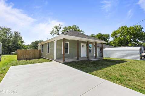 504 S McKinley Avenue, Joplin, MO 64801