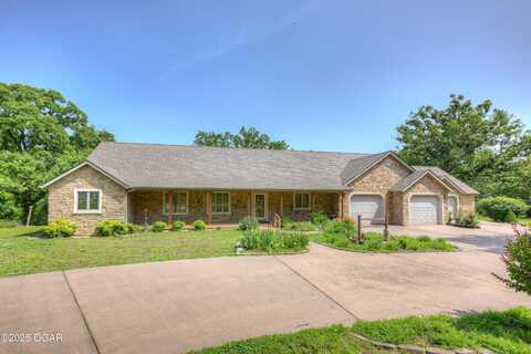8926 Cedar Drive, Joplin, MO 64804