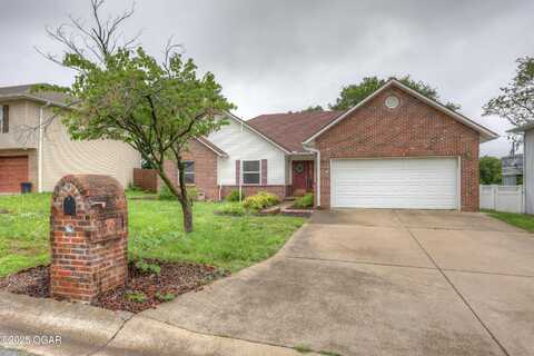 1241 Douglas Court, Carthage, MO 64836
