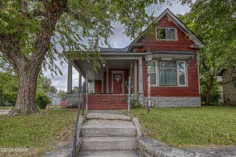 106 N Wall Avenue, Joplin, MO 64801