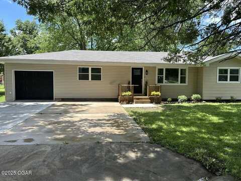 427 N California Avenue, Columbus, KS 66725