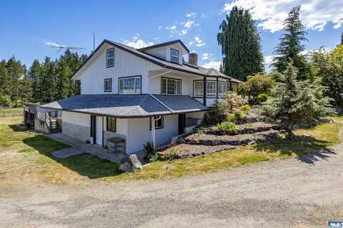 654 Erving Jacobs Road, Port Angeles, WA 98362