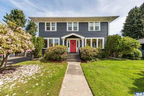 825 & 829 Caroline Street, Port Angeles, WA 98362