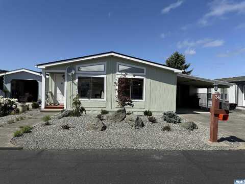 325 N 5th Ave #34, Sequim, WA 98382