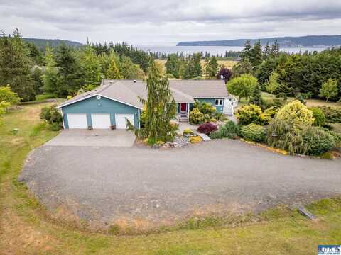 93 Old Schoolhouse Rd, Sequim, WA 98382