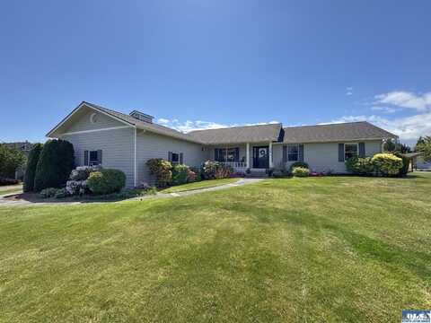 22 E Bedinger Road, Sequim, WA 98382