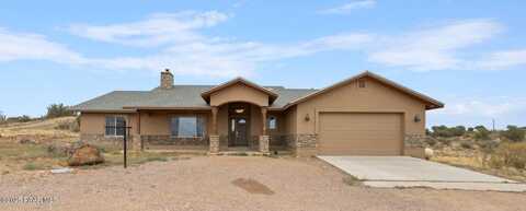 815 E Paniolo Way, Paulden, AZ 86334