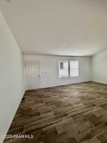 24975 N Verdot Drive, Paulden, AZ 86334