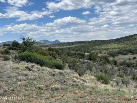 147 Gleed Station Road, Ash Fork, AZ 86320