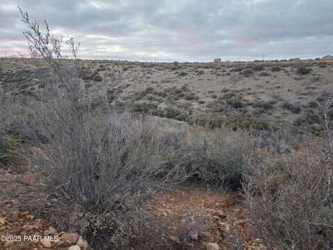 9790 E Antrim Road, Humboldt, AZ 86327
