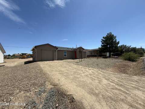20587 E Hereford Drive, Mayer, AZ 86333