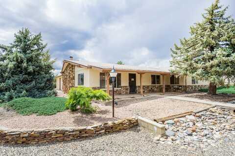 1170 N Broken Wagon Trail, Humboldt, AZ 86327