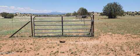 326 W Poppy Road, Ash Fork, AZ 86320