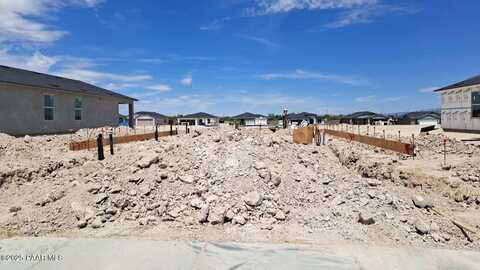1118 Helsing Road, Chino Valley, AZ 86323