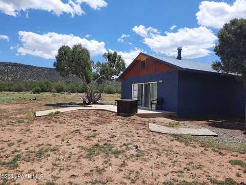 47683 N Deadwood Drive, Seligman, AZ 86337