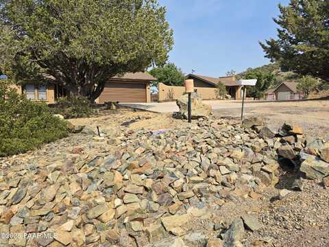 365 N Coulter Circle, Prescott, AZ 86303