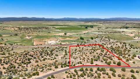 8351 W Dillon Wash Road, Prescott, AZ 86305