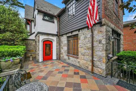 33-64 190th St, Flushing, NY 11358