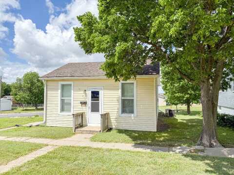 515 First Street, Phillipsburg, KS 67661