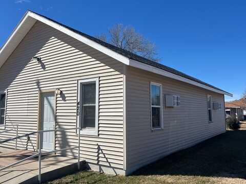 420 East D Street, Ogallala, NE 69153