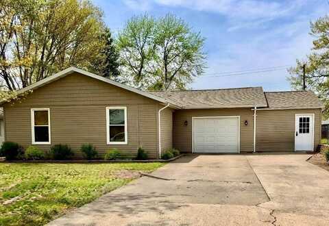 214 Steven St, Carmi, IL 62821