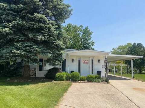 198 Flicker St, Rochester Hills, MI 48309