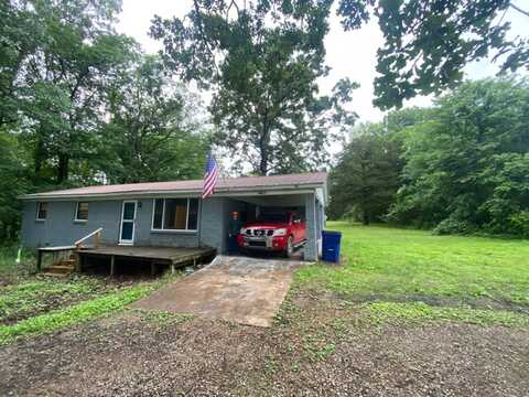 4021 Morrison Creek Rd, Clifton, TN 38425