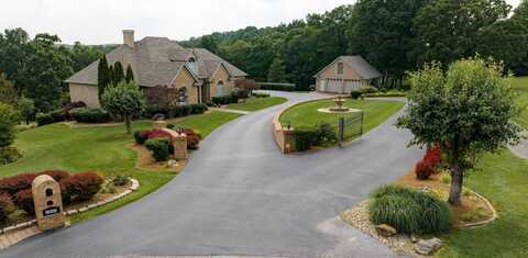 1041 Hidden Valley Drive, Morgantown, KY 42261