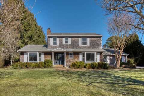 59 Dundee Lane, Southampton, NY 11968