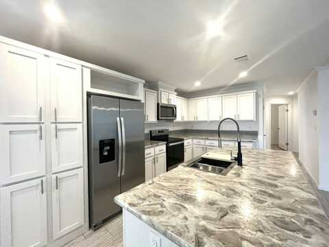 402 Morristown Cay, Vero Beach, FL 32966