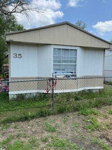 11725 W Fm 2790 S, La Coste, TX 78039