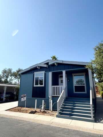 1120 E Mission Rd, Fallbrook, CA 92028