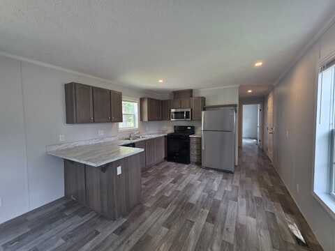 39 Canary Hill Drive, Orion Township, MI 48359