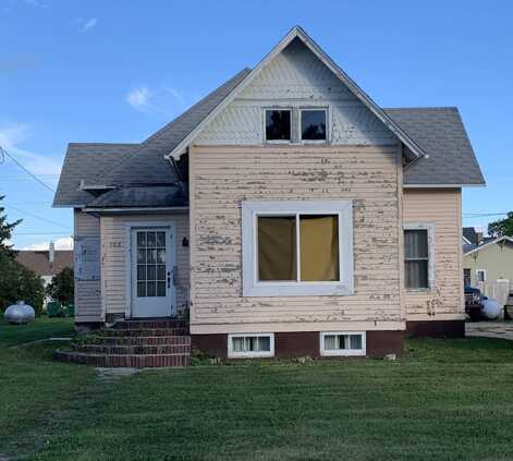308 Main Ave E, Rolla, ND 58367