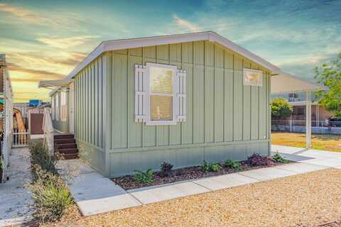 26814 S Mooney Boulevard, Visalia, CA 93277