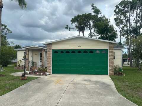19442 Ravines Ct., North Fort Myers, FL 33903