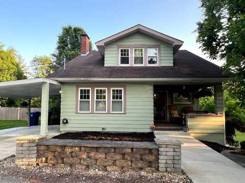 104 E 6th St, Wellston, OH 45692