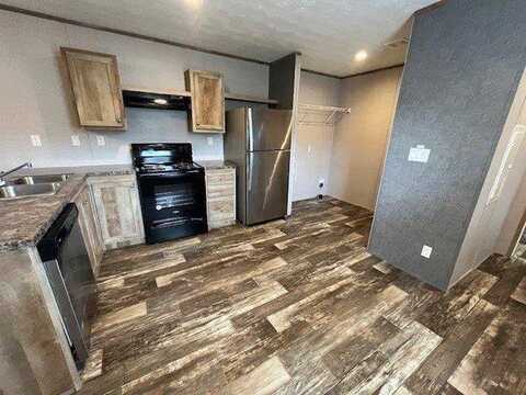 18733 Samuels Rd, Zachary, LA 70791