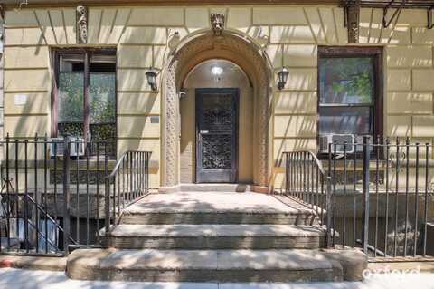 19 West 106th Street, New York, NY 10025