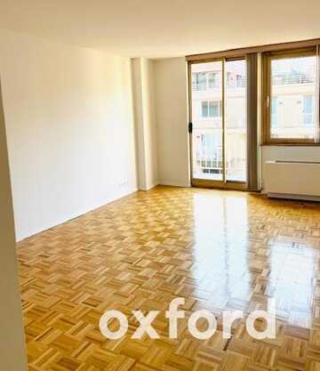 393 West 49th Street, New York, NY 10019