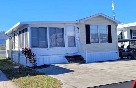 609 CR 466, Lady Lake, FL 32159