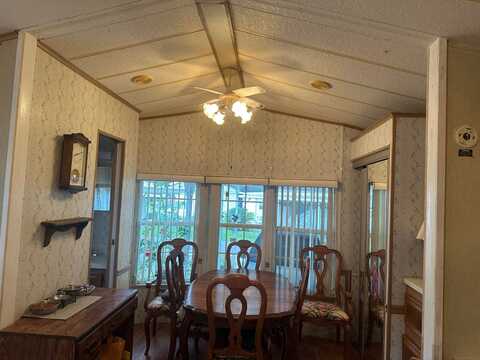 5551 SW. 18th Terrace, Bushnell, FL 33513