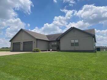 727 Co. Rd. 1410 N., Carmi, IL 62821