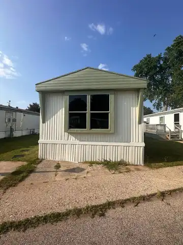 75 Betsie River St. SW, GRAND RAPIDS, MI 49548