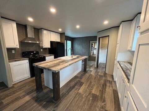 18733 Samuels Rd, Zachary, LA 70791