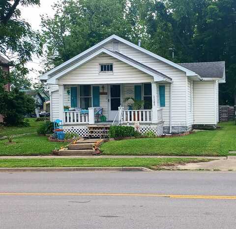 1105 W. Main St., Robinson, IL 62454