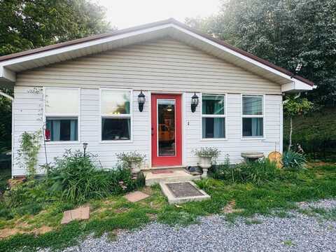 266 English Mountain Rd, Newport, TN 37821
