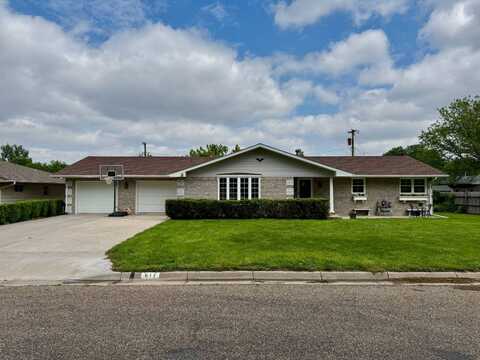 611 Harrison Ave, Goodland, KS 67735